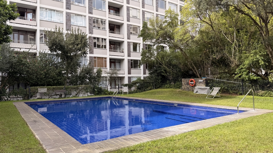 To Let 2 Bedroom Property for Rent in Cape Town City Centre Western Cape